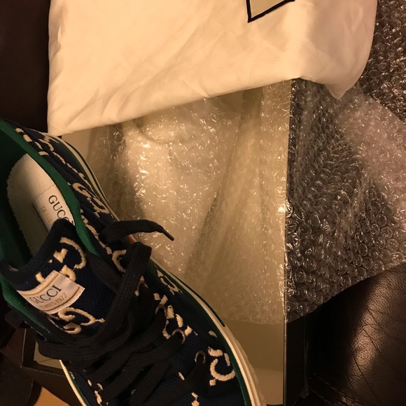 Official Gucci 1977 Tennis sneakers 🔥 - Picture 2 of 3